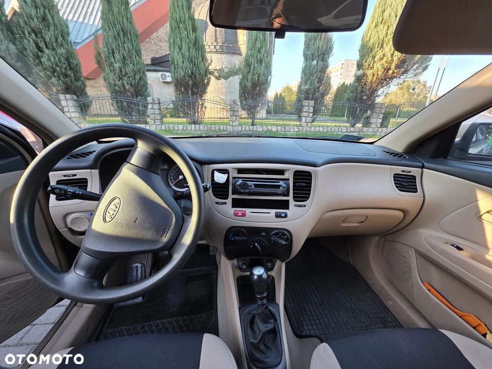Kia Rio 1.4 / City - 5