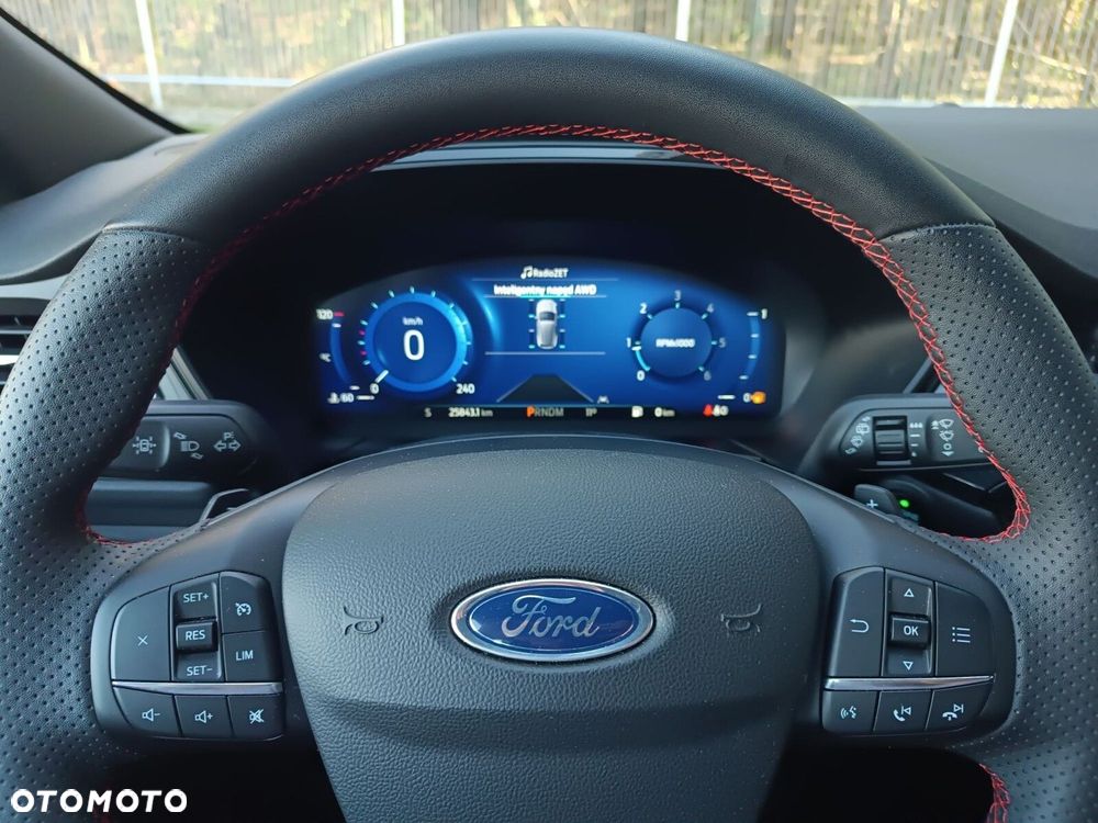 Ford Kuga 2.0 EcoBlue AWD ST-Line - 15