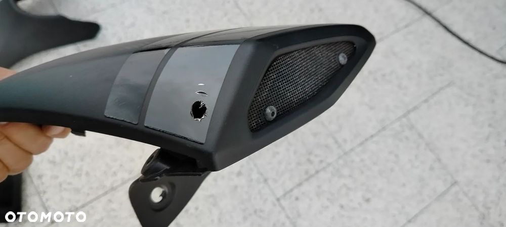 YAMAHA MT 125 MT125 2024 REFLEKTOR LAMPA CZASZA LICZNIK OWIEWKA CHŁODNICA ZEGARY LAMPA TYŁ - 29