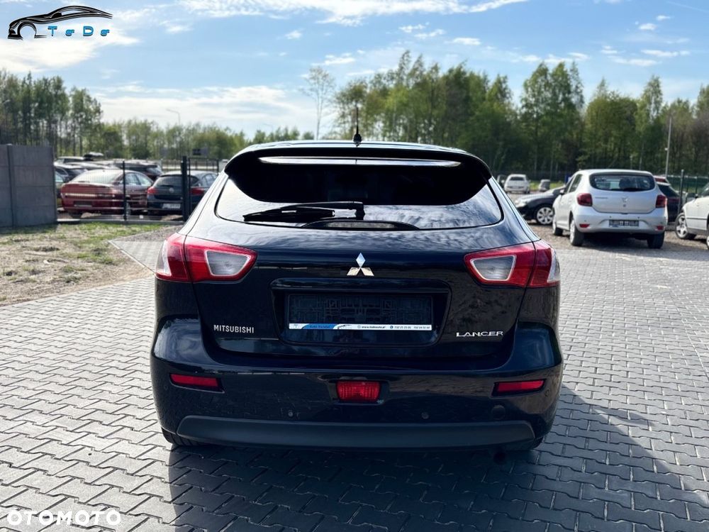 Mitsubishi Lancer 1.8 CVT Intense - 14