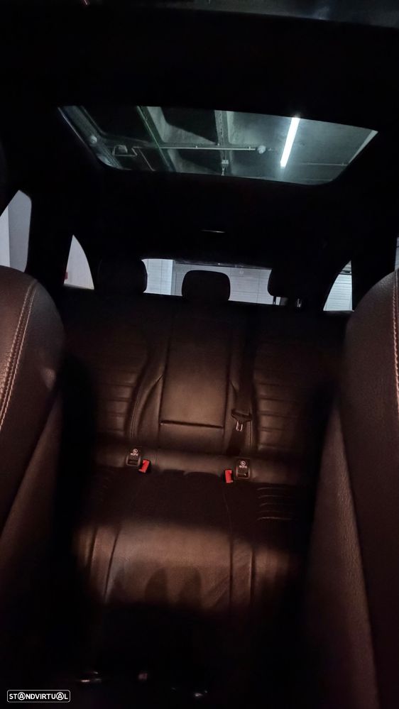 Mercedes-Benz C 300 h AMG Line - 10