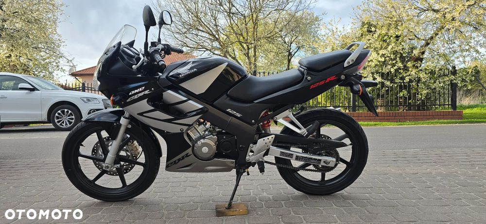 Honda CBR - 6