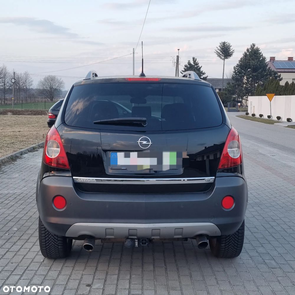 Opel Antara 3.2 V6 4x4 Cosmo - 8