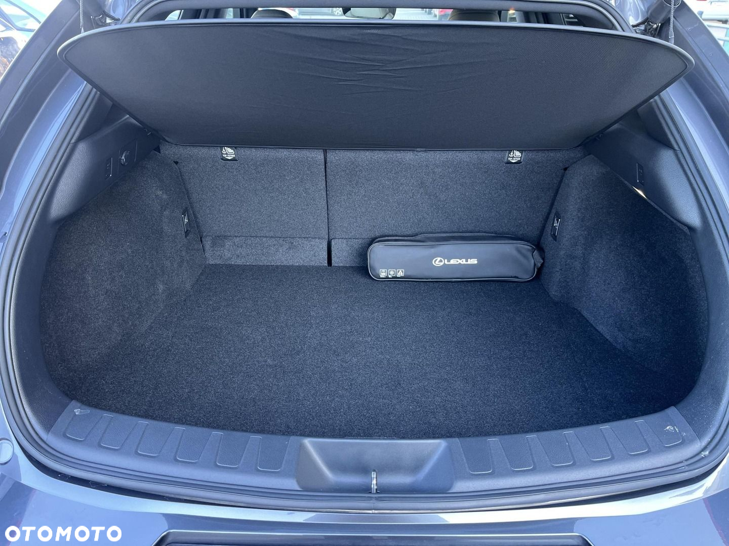 Lexus UX - 13