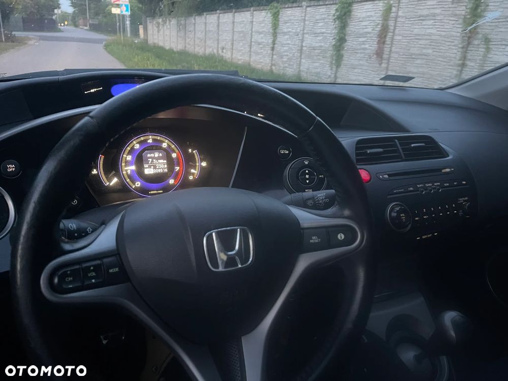 Honda Civic 1.4i-DSi - 8