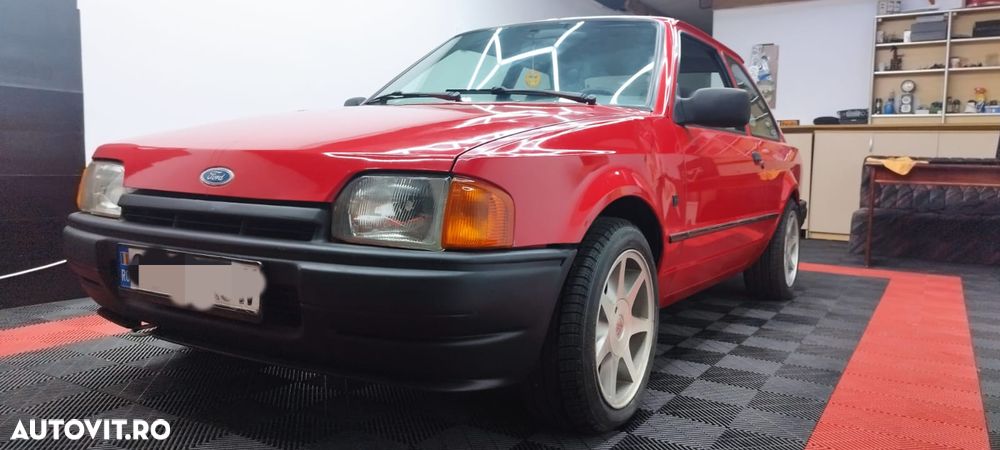 Ford Escort - 4