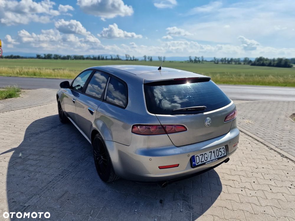 Alfa Romeo 159 2.2 JTS 16V Distinctive - 11