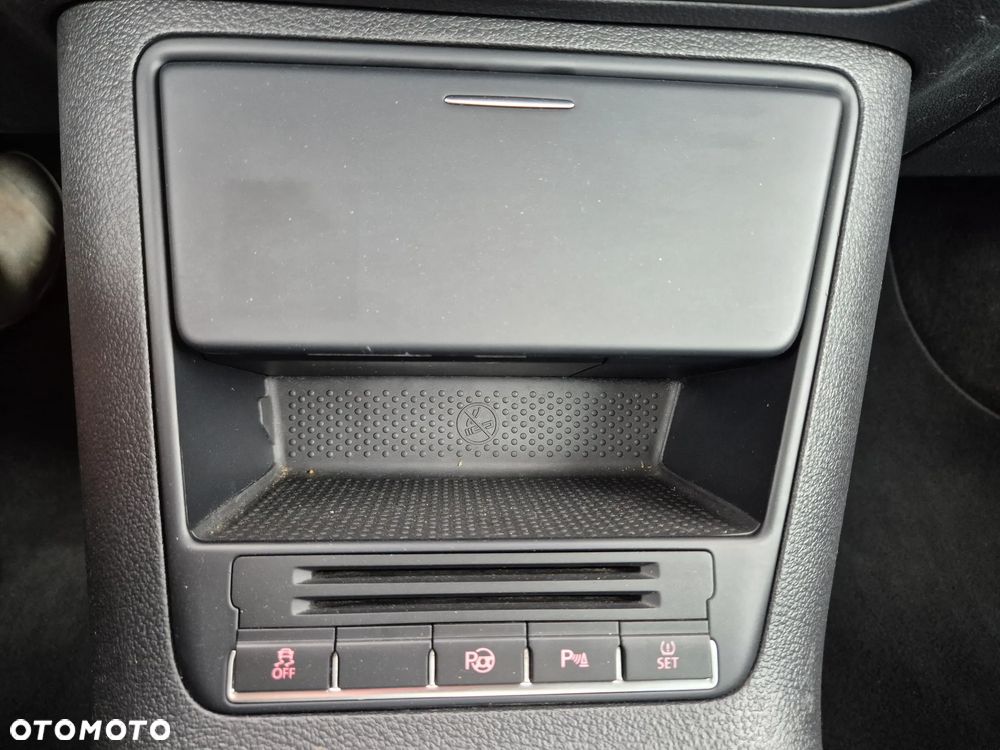Volkswagen Tiguan 2.0 TSI 4Motion DSG Sport & Style - 38