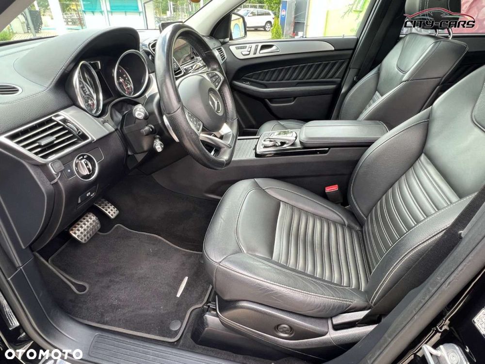 Mercedes-Benz GLE - 16