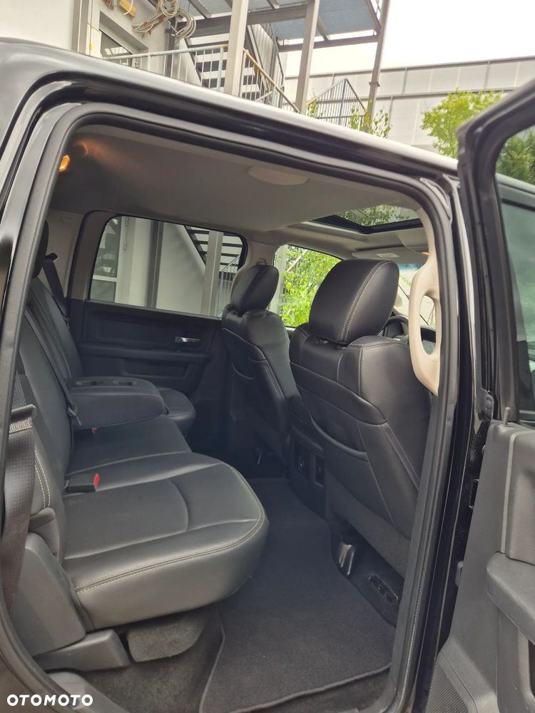 Dodge RAM 5.7 4x4 - 10