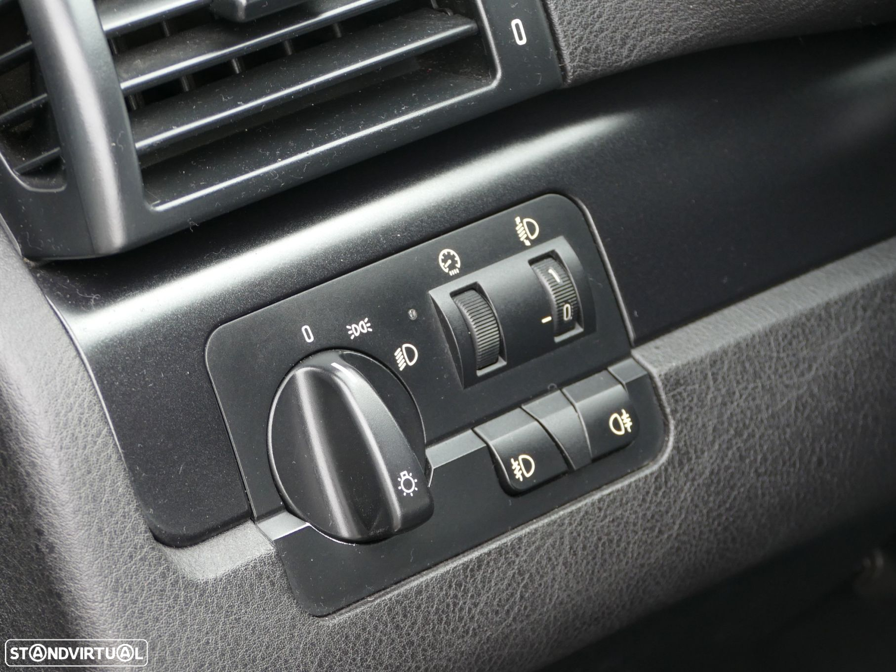 BMW 320 d Sport - 18