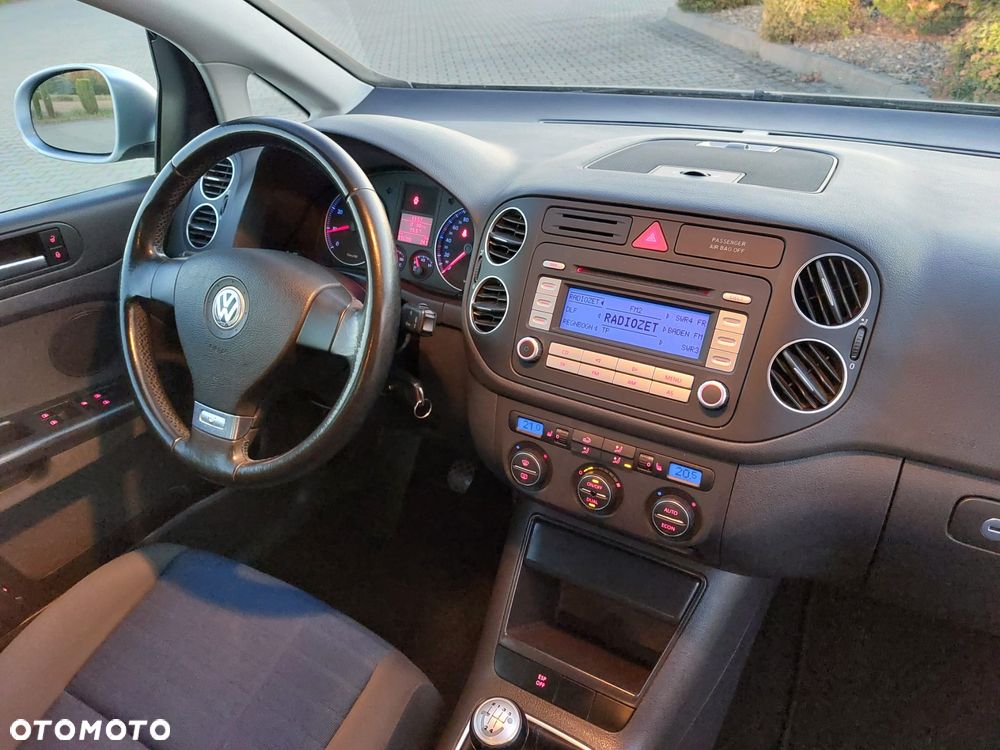 Volkswagen Golf Plus 1.6 Tour - 22