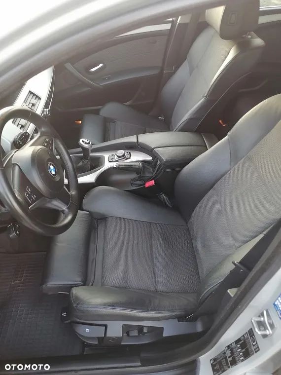 BMW Seria 5 520d - 11