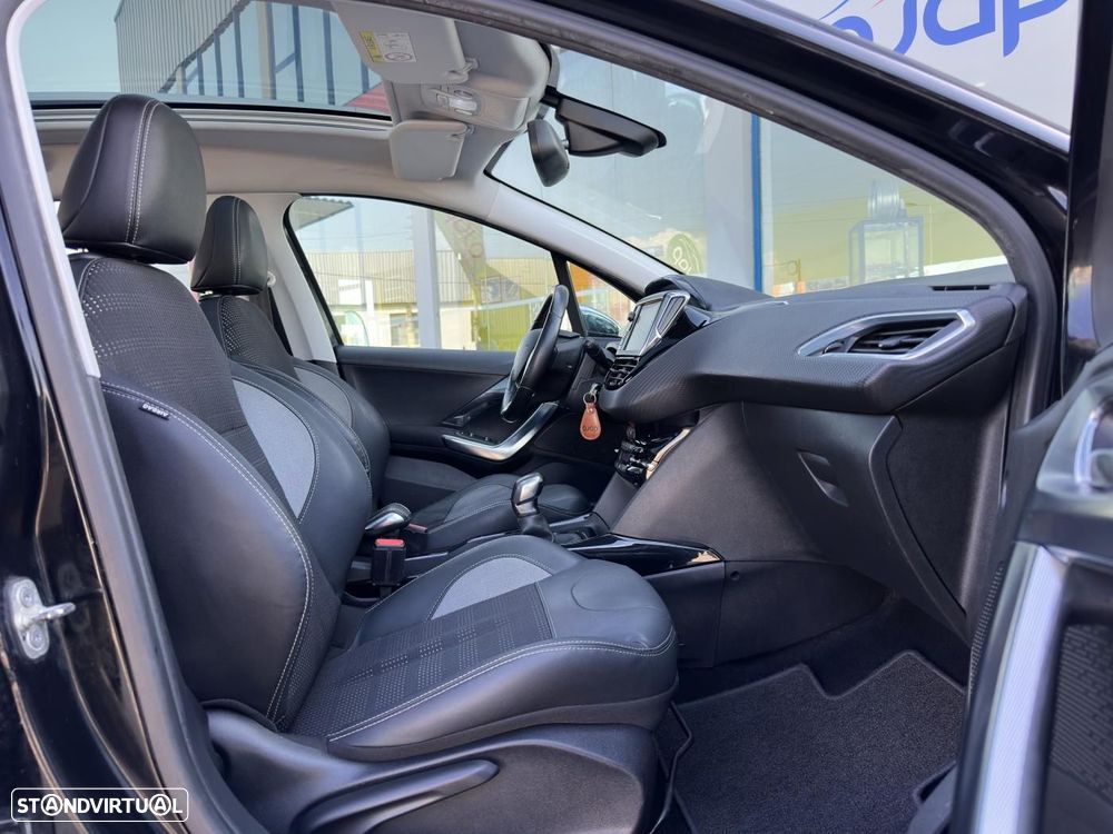 Peugeot 2008 1.6 e-HDi Allure - 22