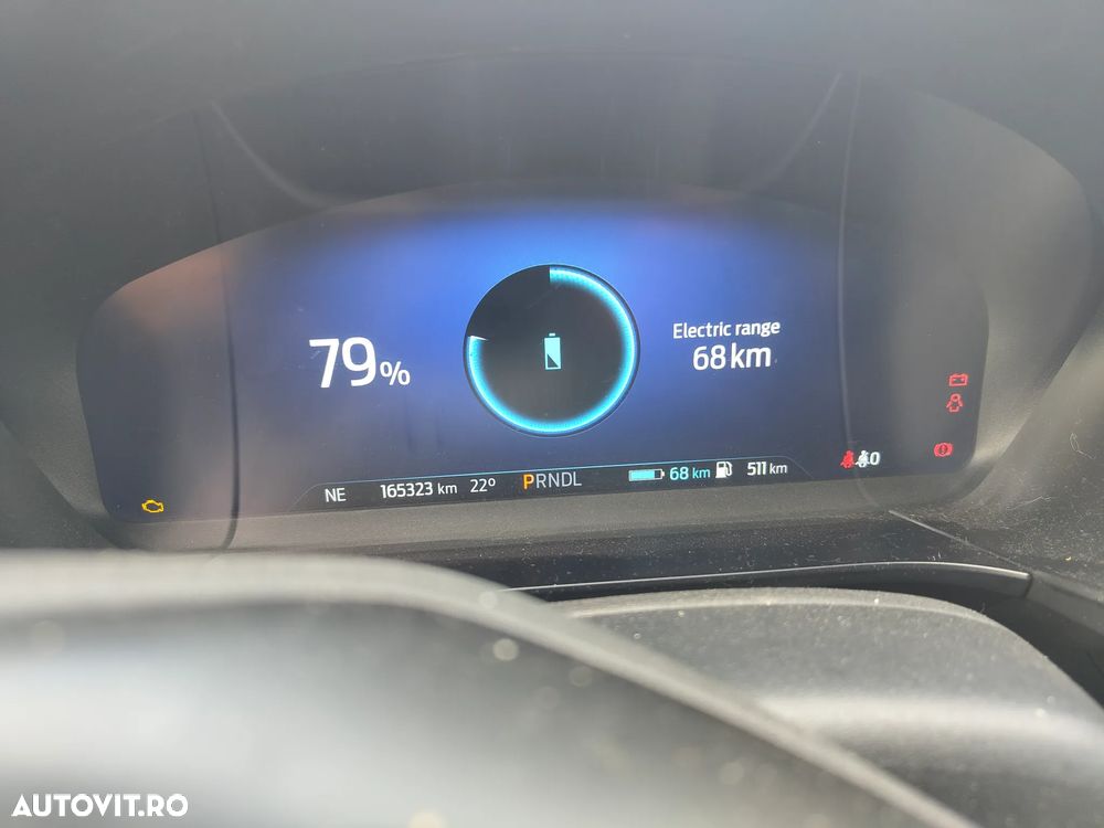 Ford Kuga 2.5 Duratec PHEV ST-LINE - 4