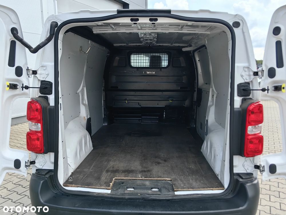 Toyota PROACE - 16