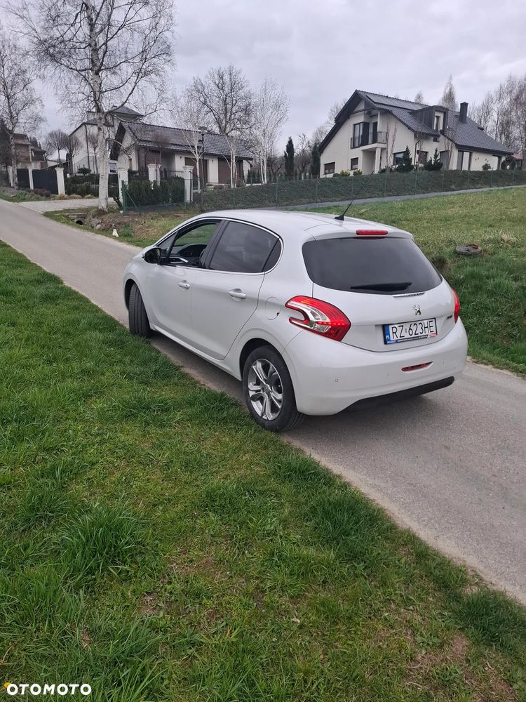 Peugeot 208 1.2 PureTech Access - 6