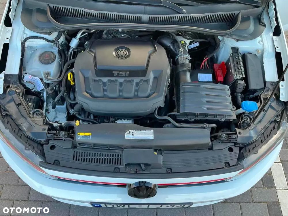 Volkswagen Polo - 10