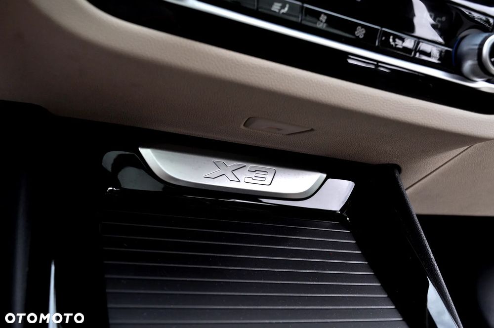 BMW X3 sDrive18d MHEV xLine - 38