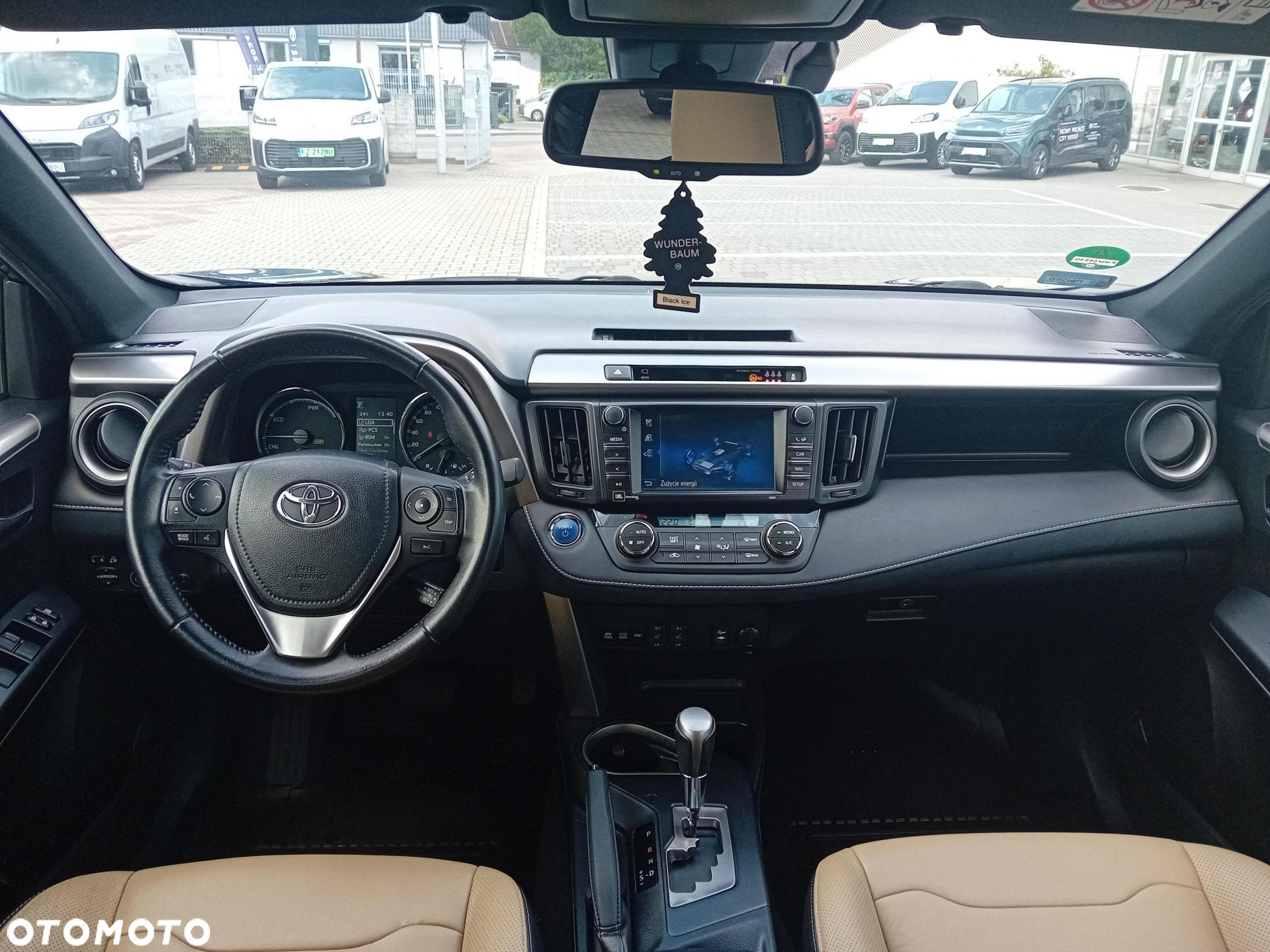 Toyota RAV4 - 11