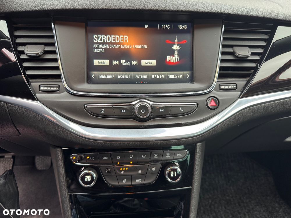 Opel Astra 1.4 Turbo Sports Tourer Dynamic - 28