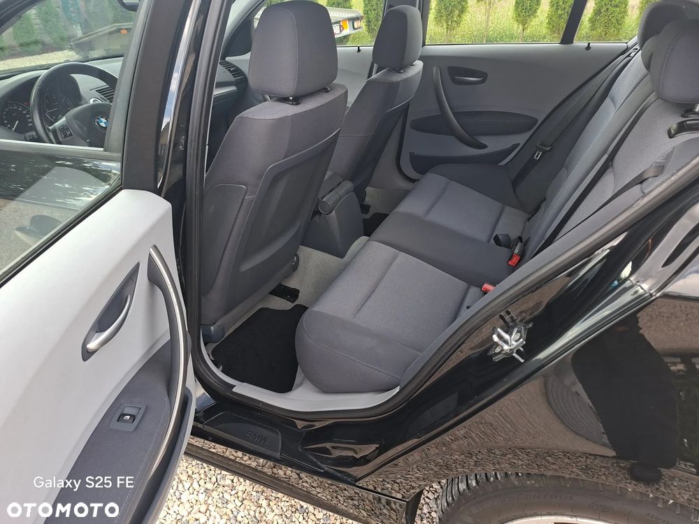 BMW Seria 1 - 22