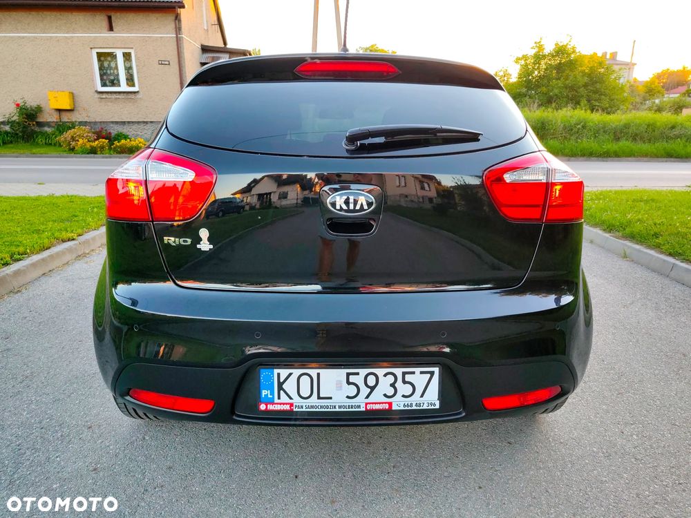 Kia Rio 1.4 Fifa World Cup Edition - 15