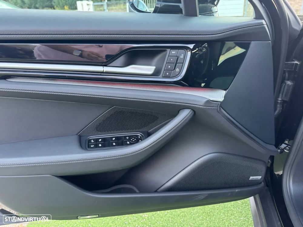 Porsche Panamera - 49