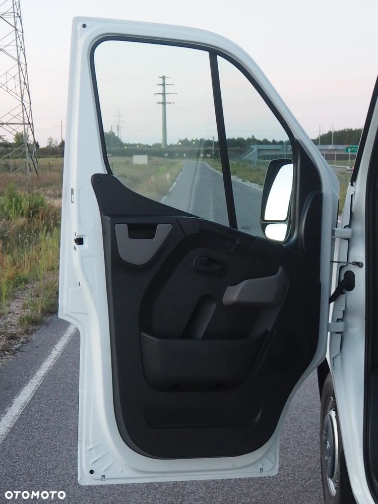 Renault Master - 10