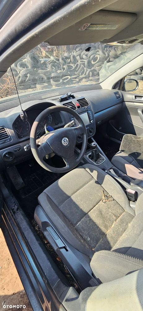 Volkswagen Golf V Rabbit 2.5B 2007r - 6