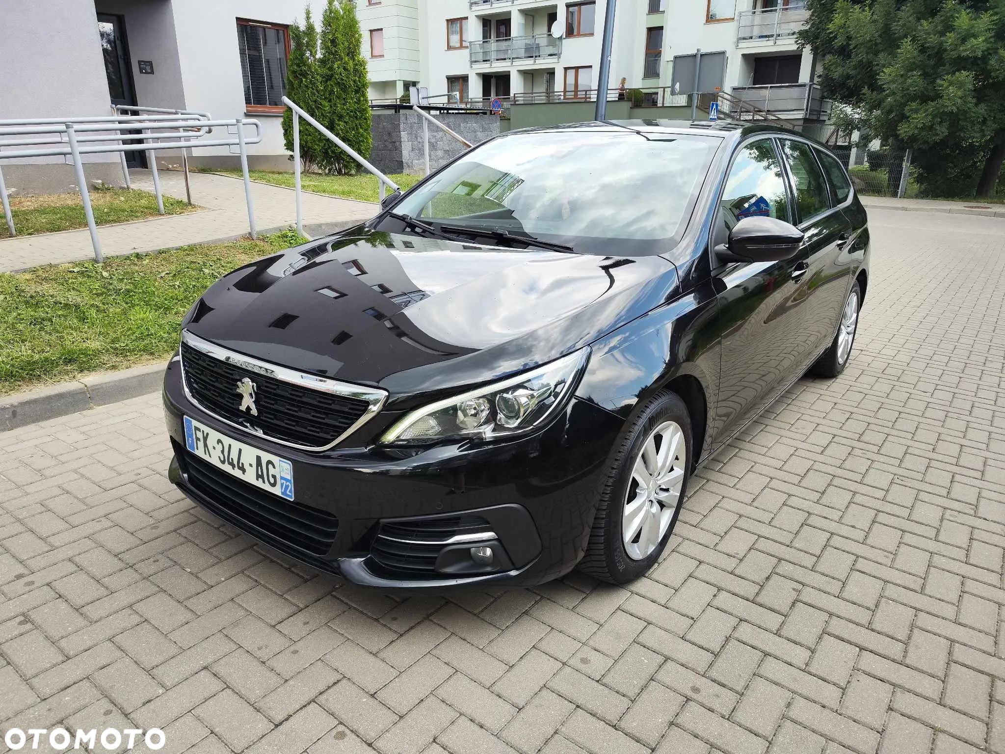 Peugeot 308 1.5 BlueHDi Allure Pack S&S - 1