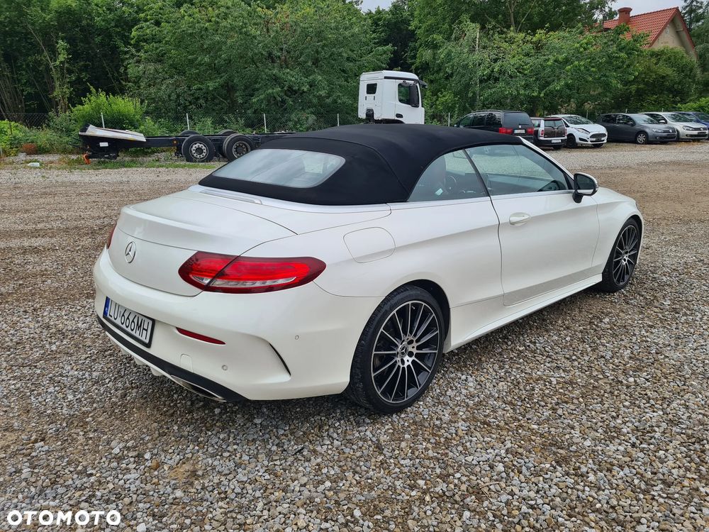Mercedes-Benz Klasa C 180 7G-TRONIC - 32