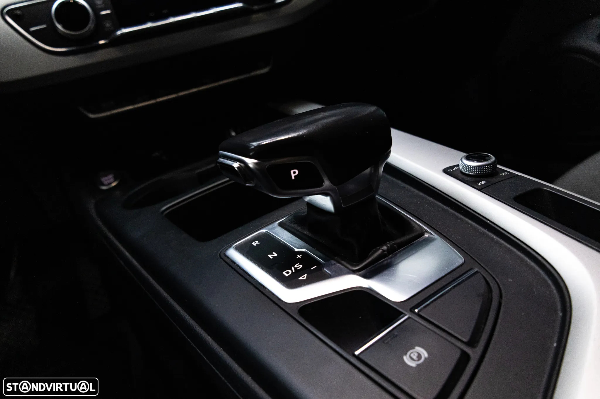 Audi A4 Avant 35 TFSI S tronic - 24