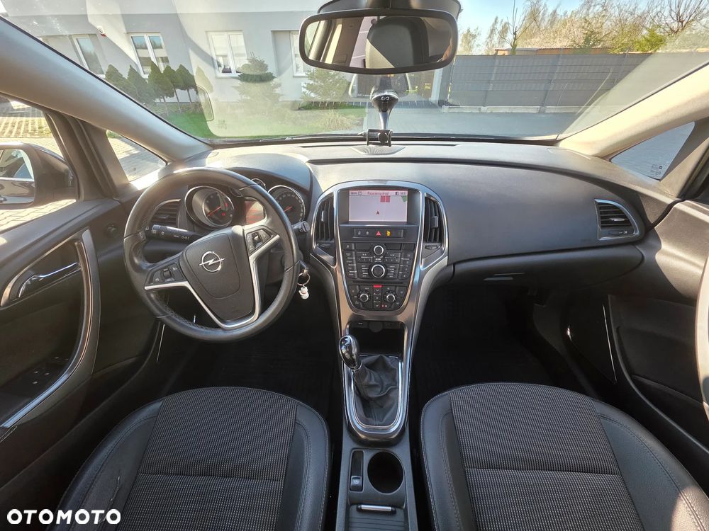 Opel Astra 1.6 Cosmo - 9