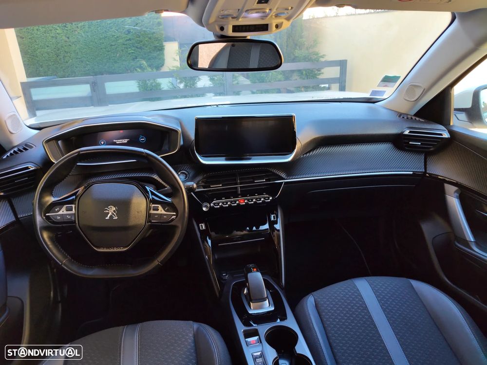 Peugeot e-2008 Allure Pack - 23