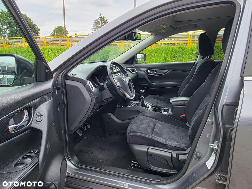 Nissan X-Trail - 8