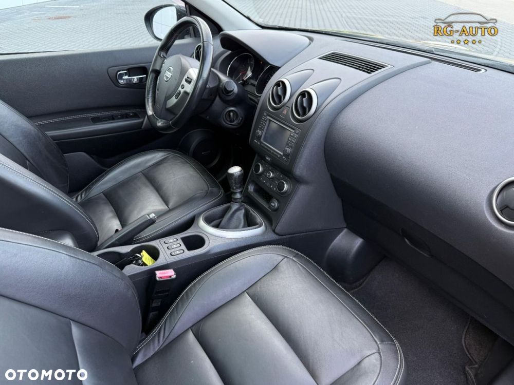 Nissan Qashqai - 22
