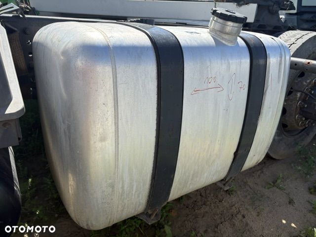 ACTROS MP4 AROX ANTOS zbiornik paliwa bak  100 70 65 łapy smok - 3