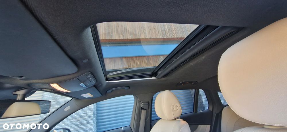 Mercedes-Benz EQC 400 4-Matic - 11