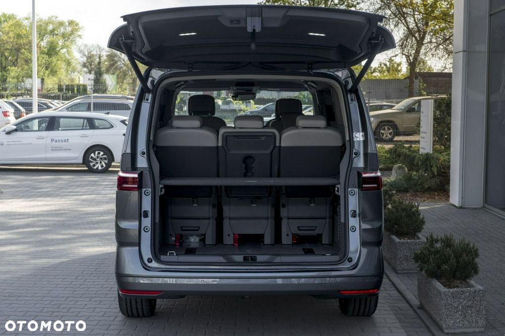 Volkswagen Multivan - 8