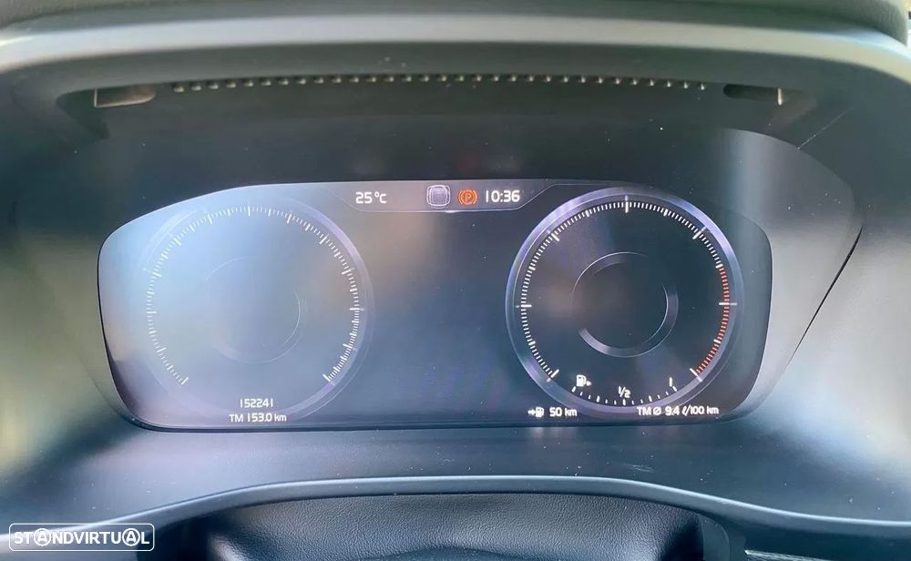 Volvo XC 40 2.0 D3 Momentum - 9