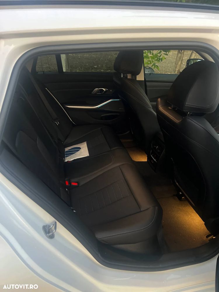 BMW Seria 3 320d AT MHEV - 15