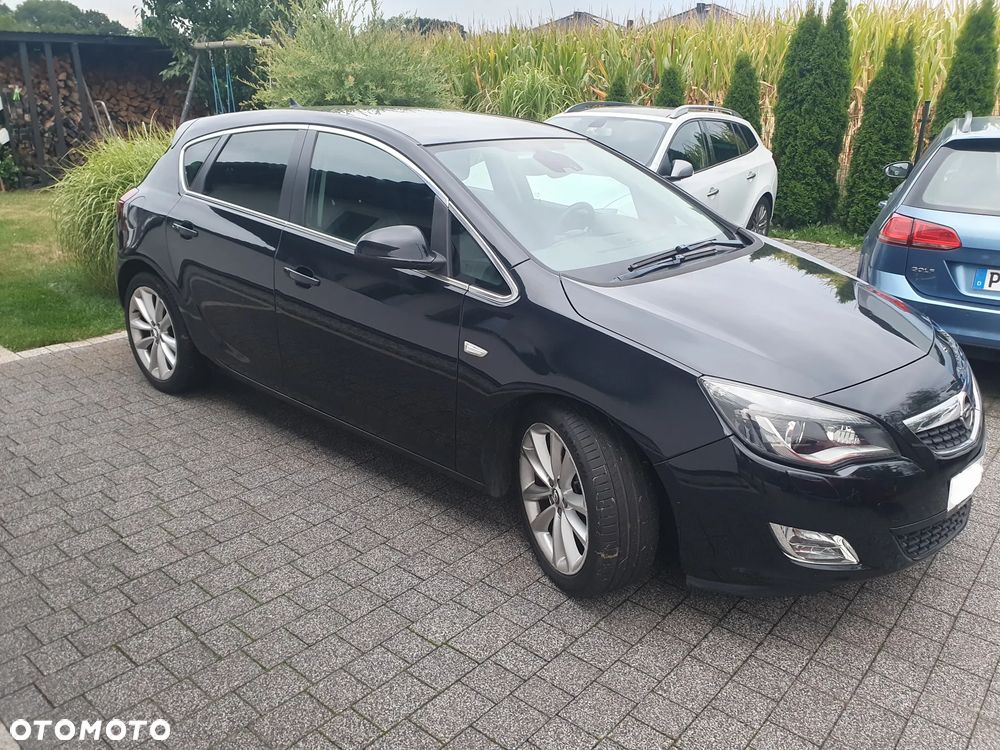 Opel Astra 1.4 T Cosmo - 2