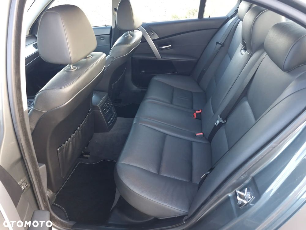 BMW Seria 5 - 22