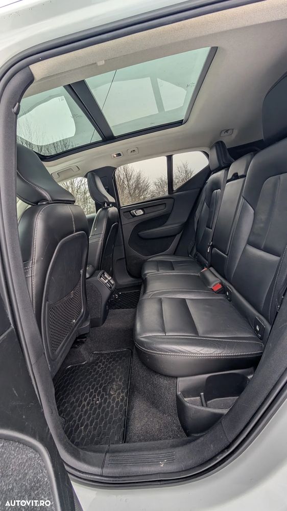 Volvo XC 40 T5 AWD Geartronic Momentum Pro - 7