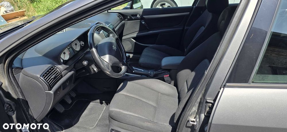 Peugeot 407 - 5