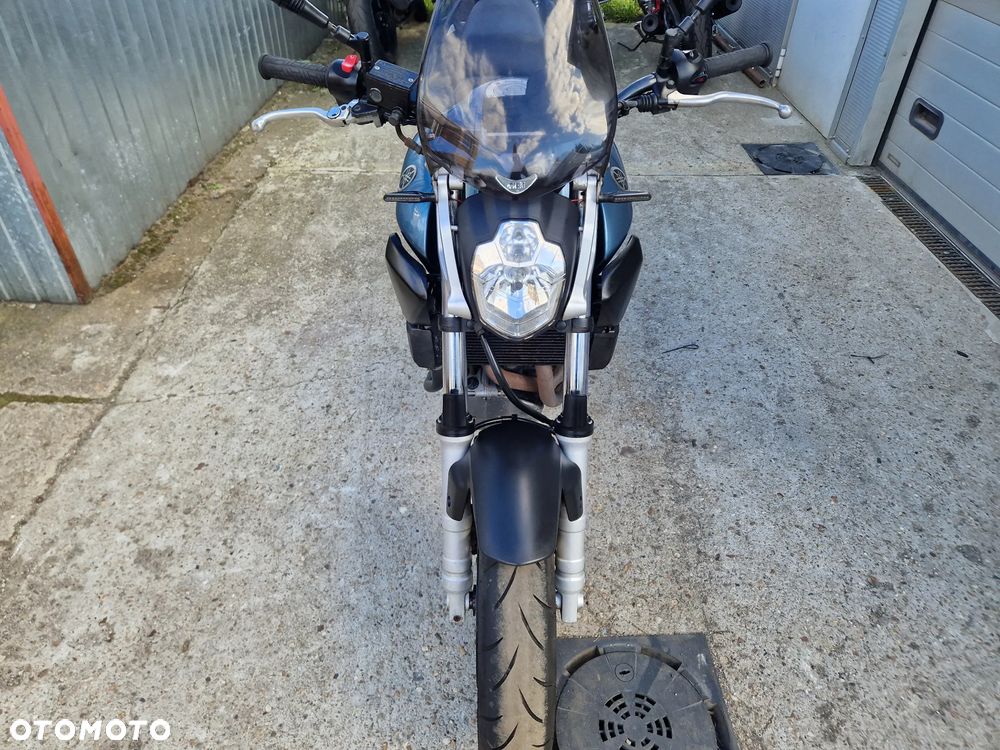 Yamaha MT - 11