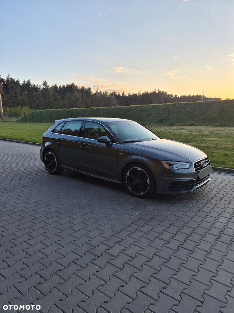 Audi A3 Sportback 2.0 TDI (clean diesel) S tronic S line Sportpaket - 4