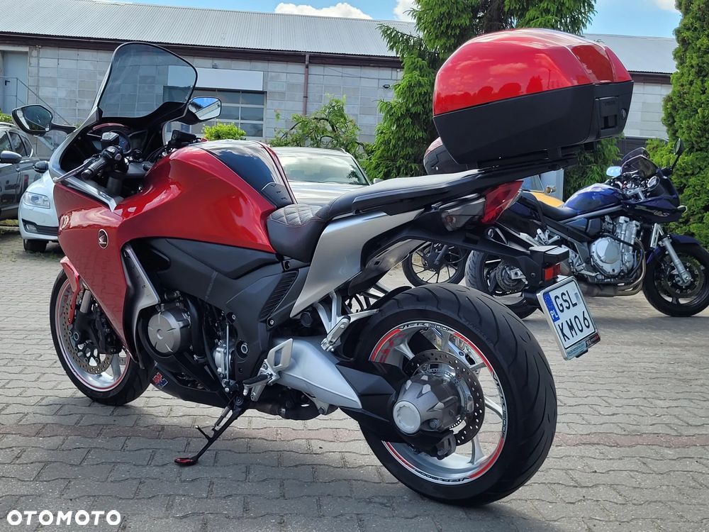 Honda VFR - 26