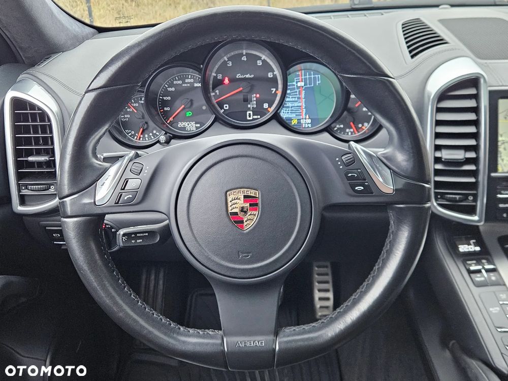 Porsche Cayenne Turbo Tiptronic S - 14